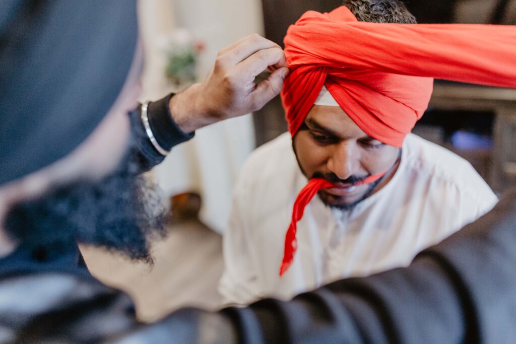 Punjabi/Sikh Indian Wedding timeline- Groom getting ready photos