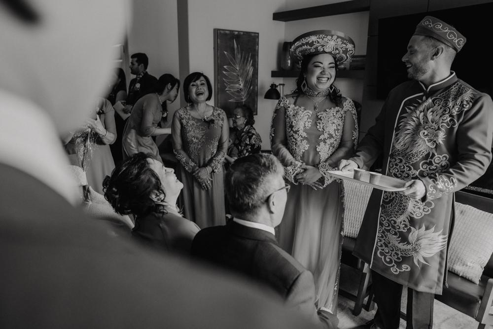 Vietnamese wedding tea ceremony Mirage banquet Edmonton | Real Wedding Stories Alberta