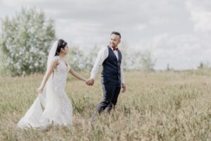 Edmonton wedding photography at the North Saskatchewan River